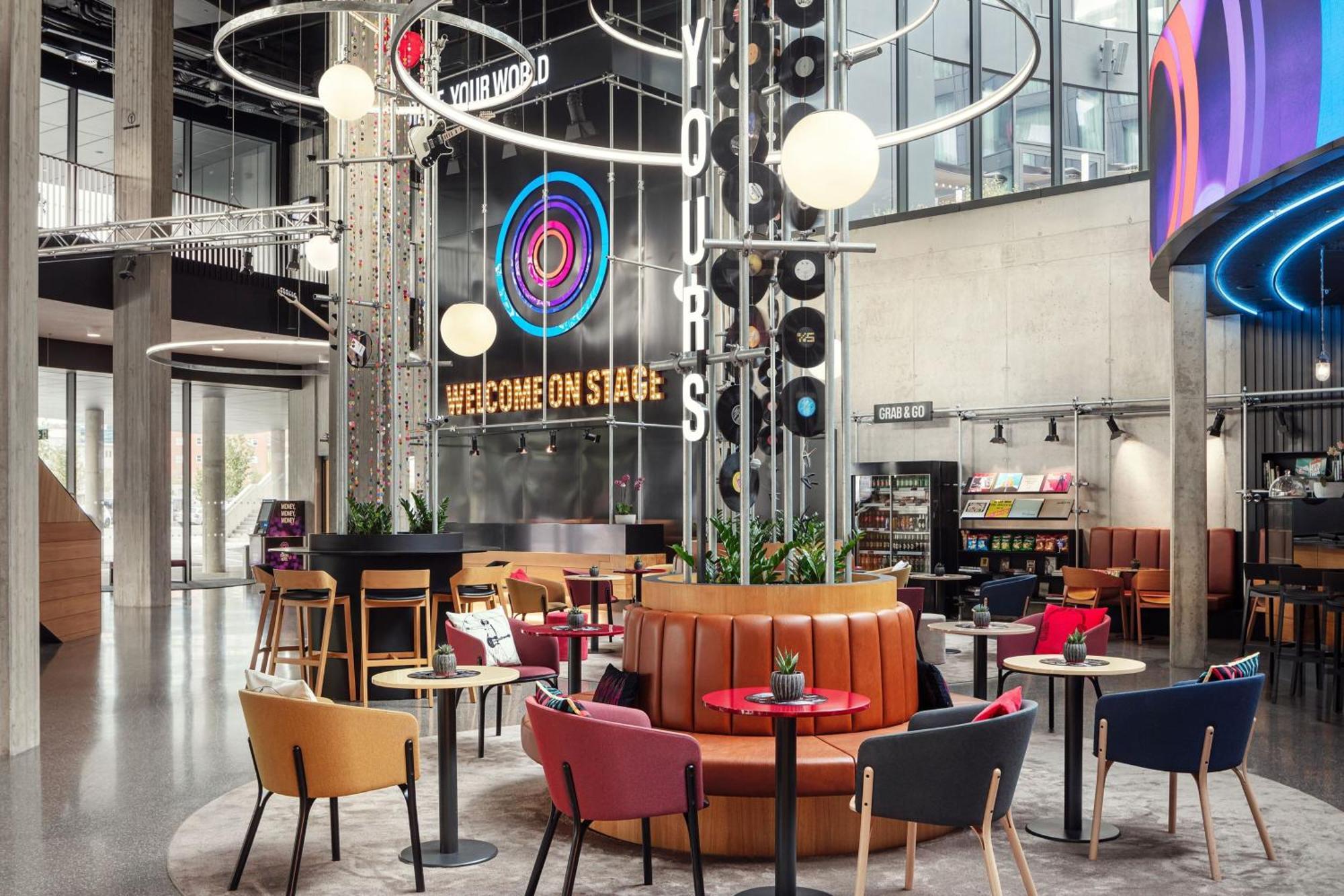 Stages Hotel Prague, A Tribute Portfolio Hotel 外观 照片