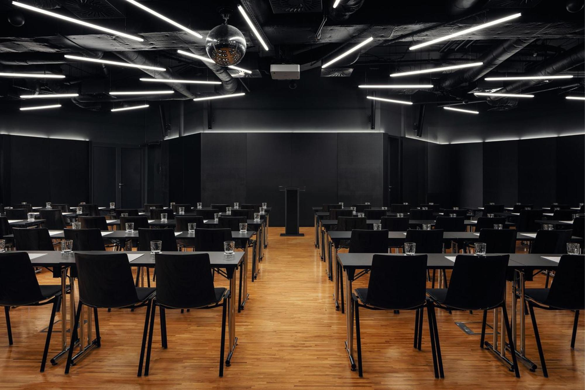 Stages Hotel Prague, A Tribute Portfolio Hotel 外观 照片